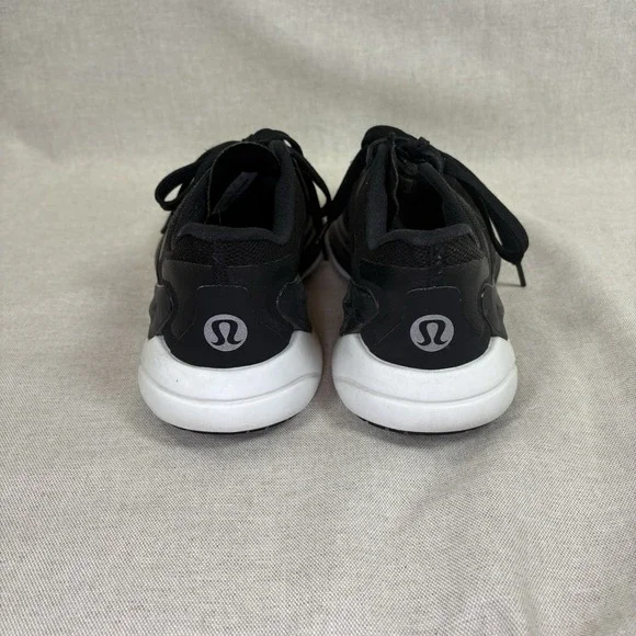 Lululemon BlissFeel 2 Run Black White‎ Running Shoes Sneakers Women Size 6.5 - Picture 5 of 8
